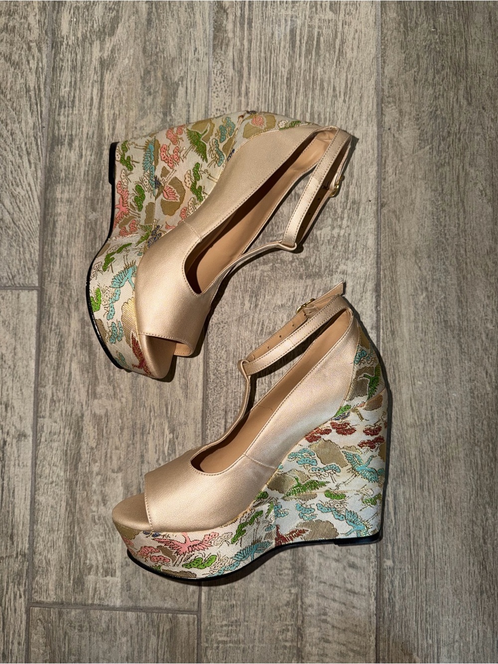 ALVIN VALLEY maxi wedge heels in champagne silk. Size EU 37/US6.5-7